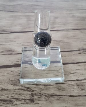Bague dôme verre soufflé et micro-billes noir