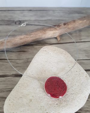 Collier bulle de verre disque et micro-billes rouge
