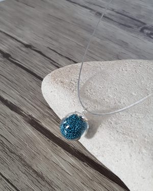 Collier bulle de verre soufflé et micro-billes bleu canard