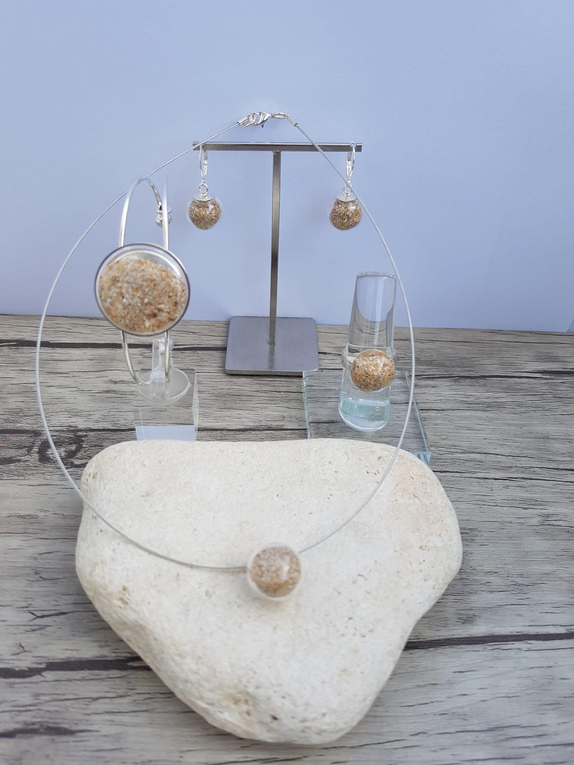 Parure verre soufflé et sable d'Oléron