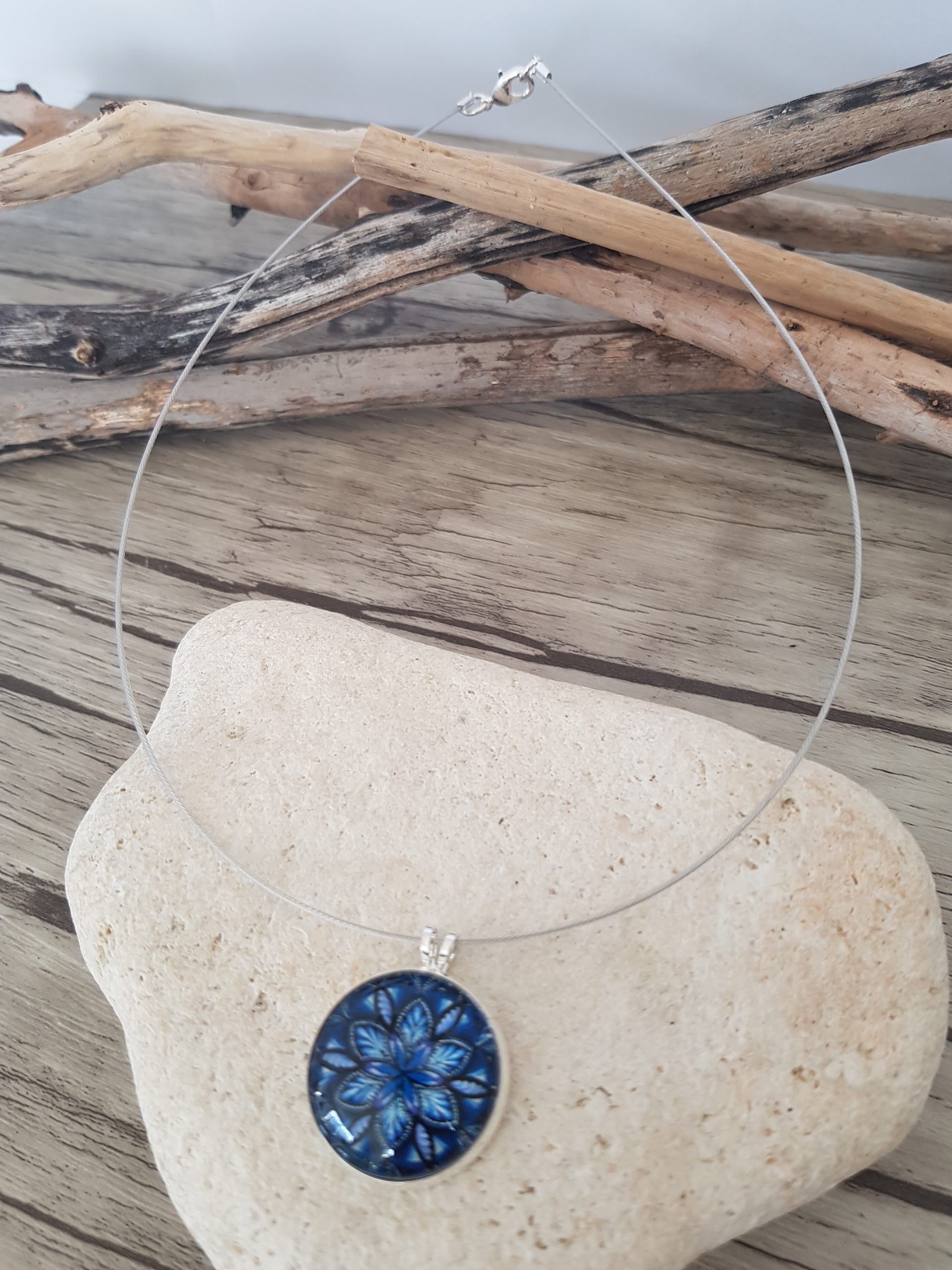 Collier cabochon mandala marine