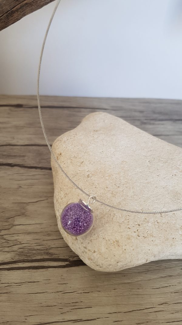 Collier bulle de verre soufflé et micro-billes mauve