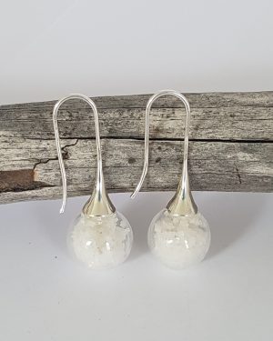 Boucles d'oreilles longues en verre soufflé et fleur de sel d'Oléron